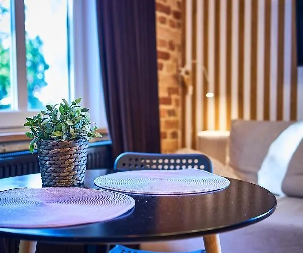 Marel-apartament W Parku Emma 6a Zdroj شقة