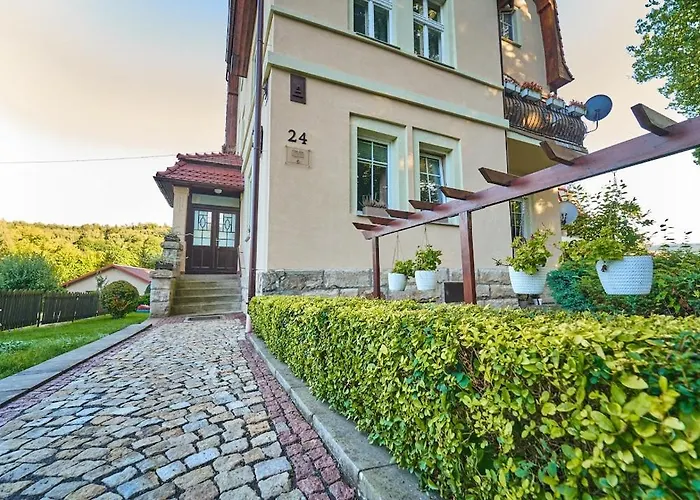 Marel-apartament W Parku Emma 6a Zdroj بولانيكا- زدروي